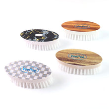 VeePee Oval Cloth Brush Set